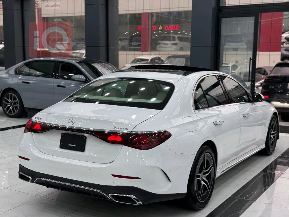 مرسيدس بنز E-Class